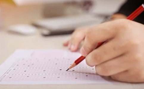 最新計(jì)算機(jī)二級(jí)筆試題及答案(精選3套)