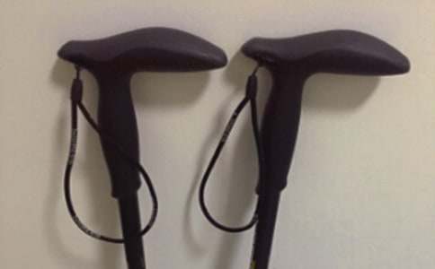 拐杖小學(xué)作文