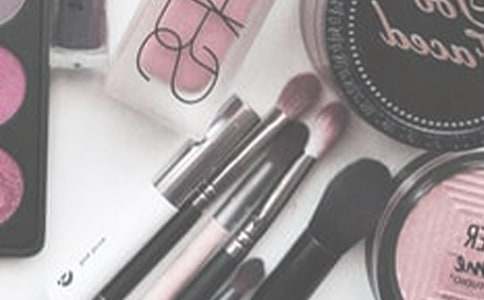 �����á����y����300����ƪ