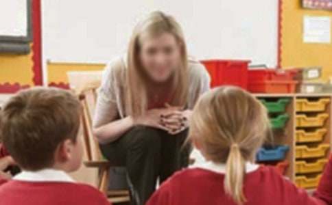 初中我的老師作文600字(通用26篇)