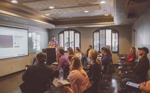 �R��������W(xu��):�A�Z���P(gu��n)���R���x