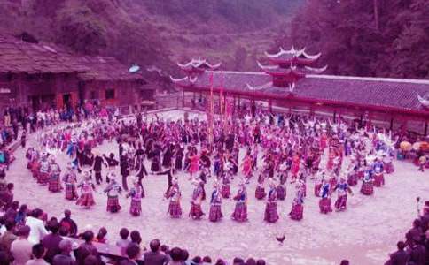 民族希望之光作文