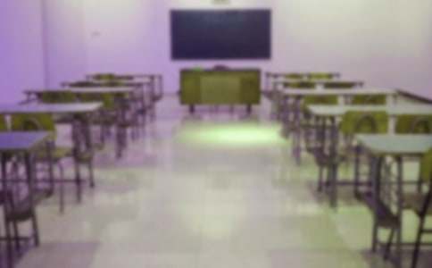 �P�ڸ��xĸУ��600������