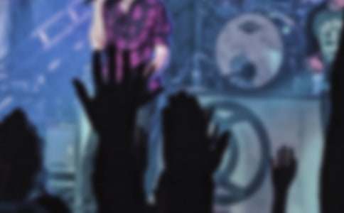 �����������е�ż������700��