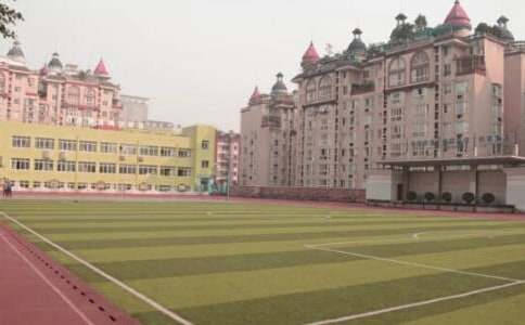 ���O(sh��)�GɫУ�@Ӣ�Z��������